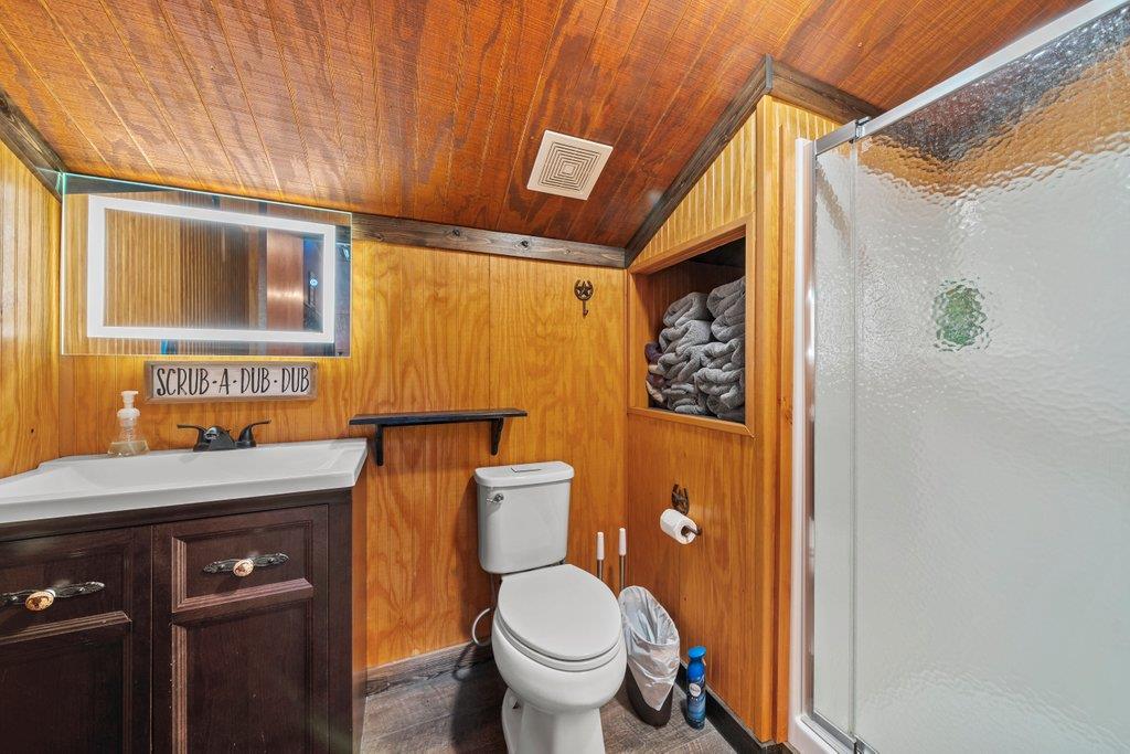 3259 Schumann Rd, Stonewall, TX 78671