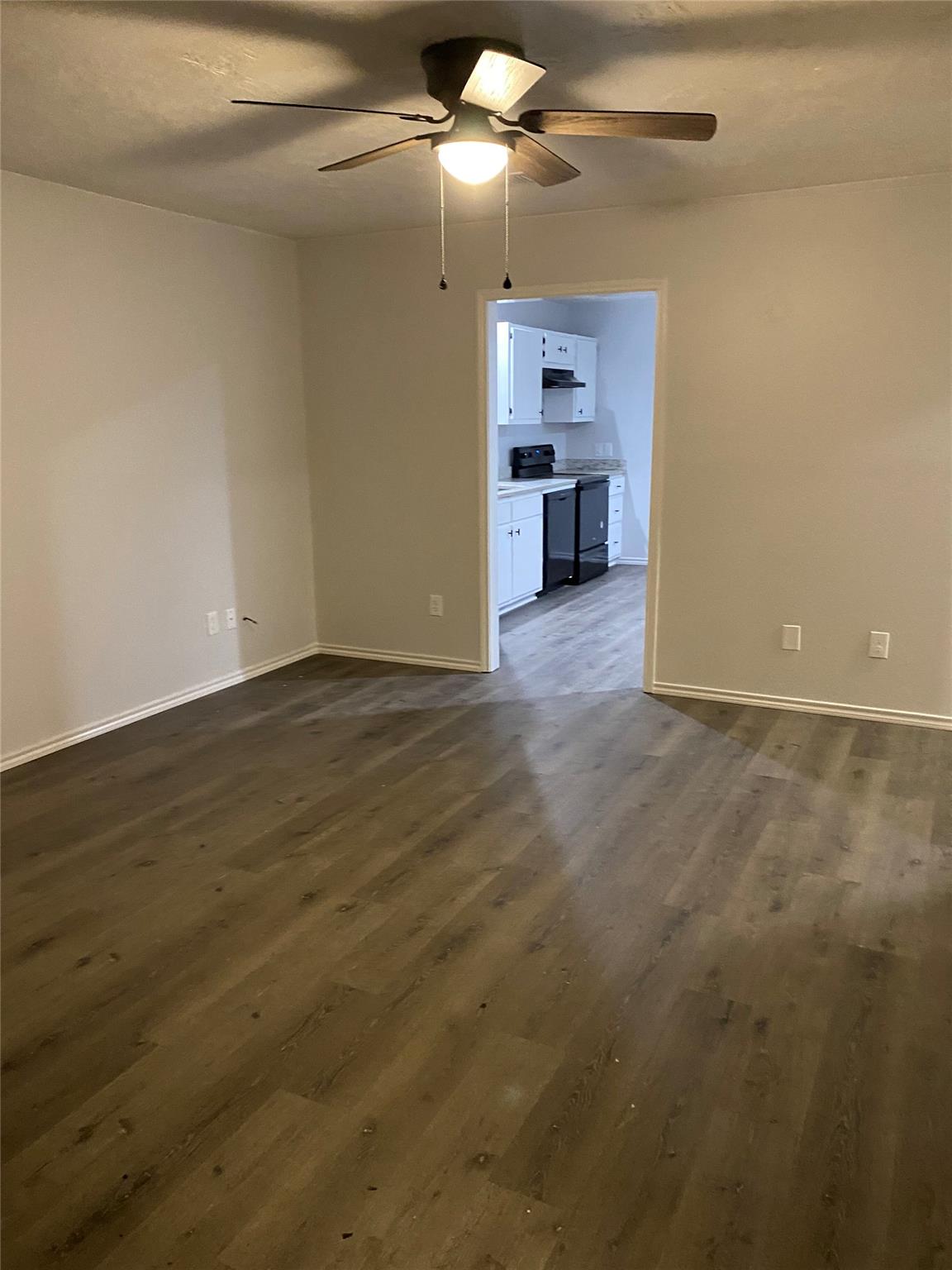 309 S Avenue C # A, Elgin, TX 78621