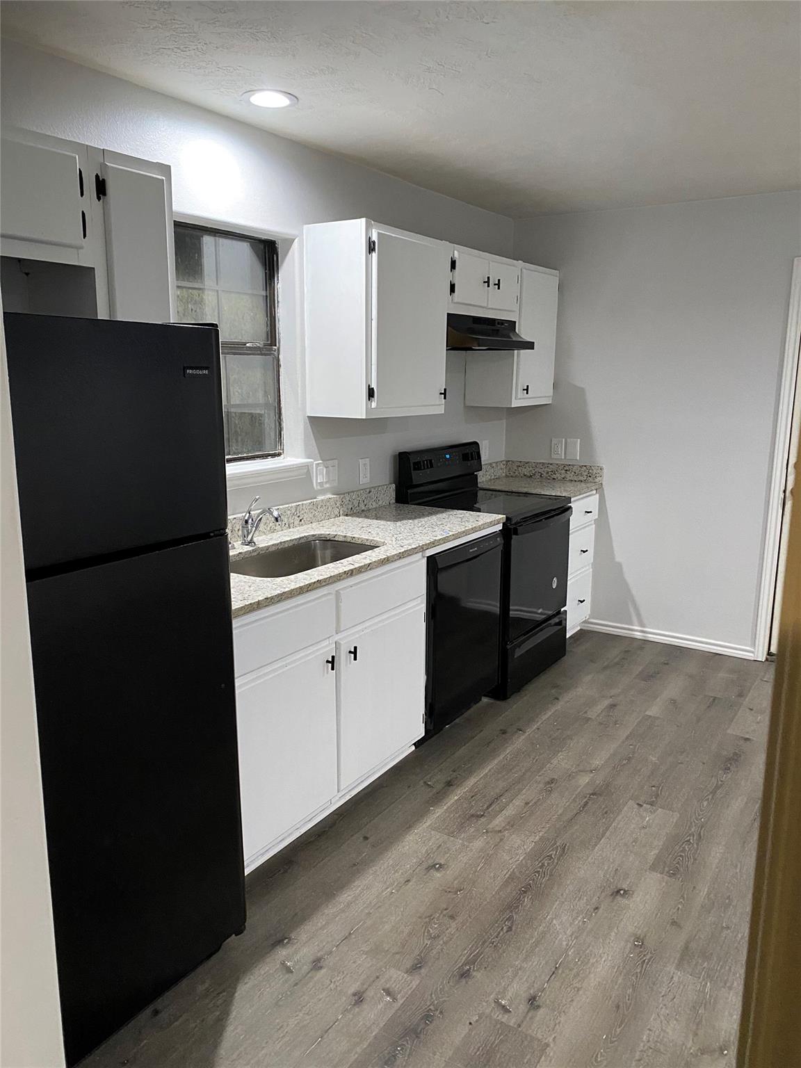 309 S Avenue C # A, Elgin, TX 78621