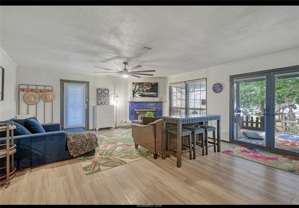 10967 Clyde Acord Rd, Franklin, TX 77856