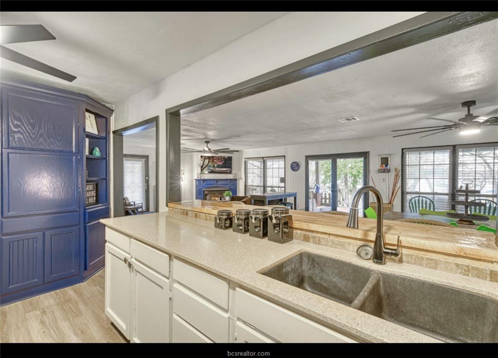 10967 Clyde Acord Rd, Franklin, TX 77856