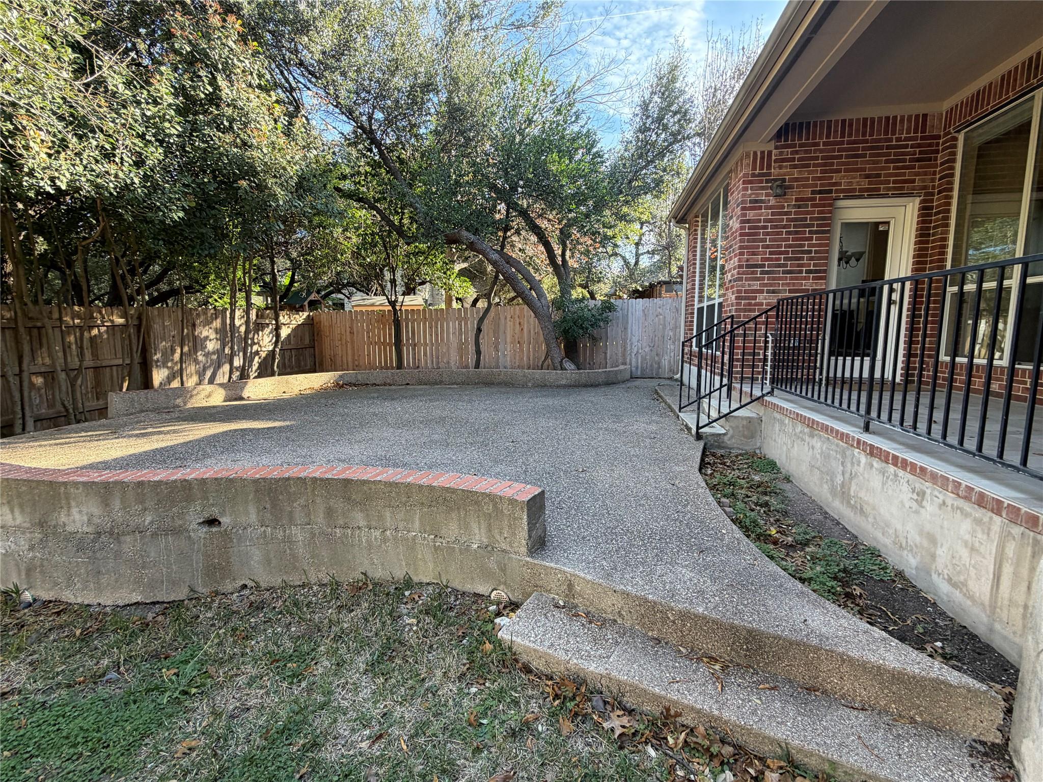 1219 Pine Forest Cir, Round Rock, TX 78665
