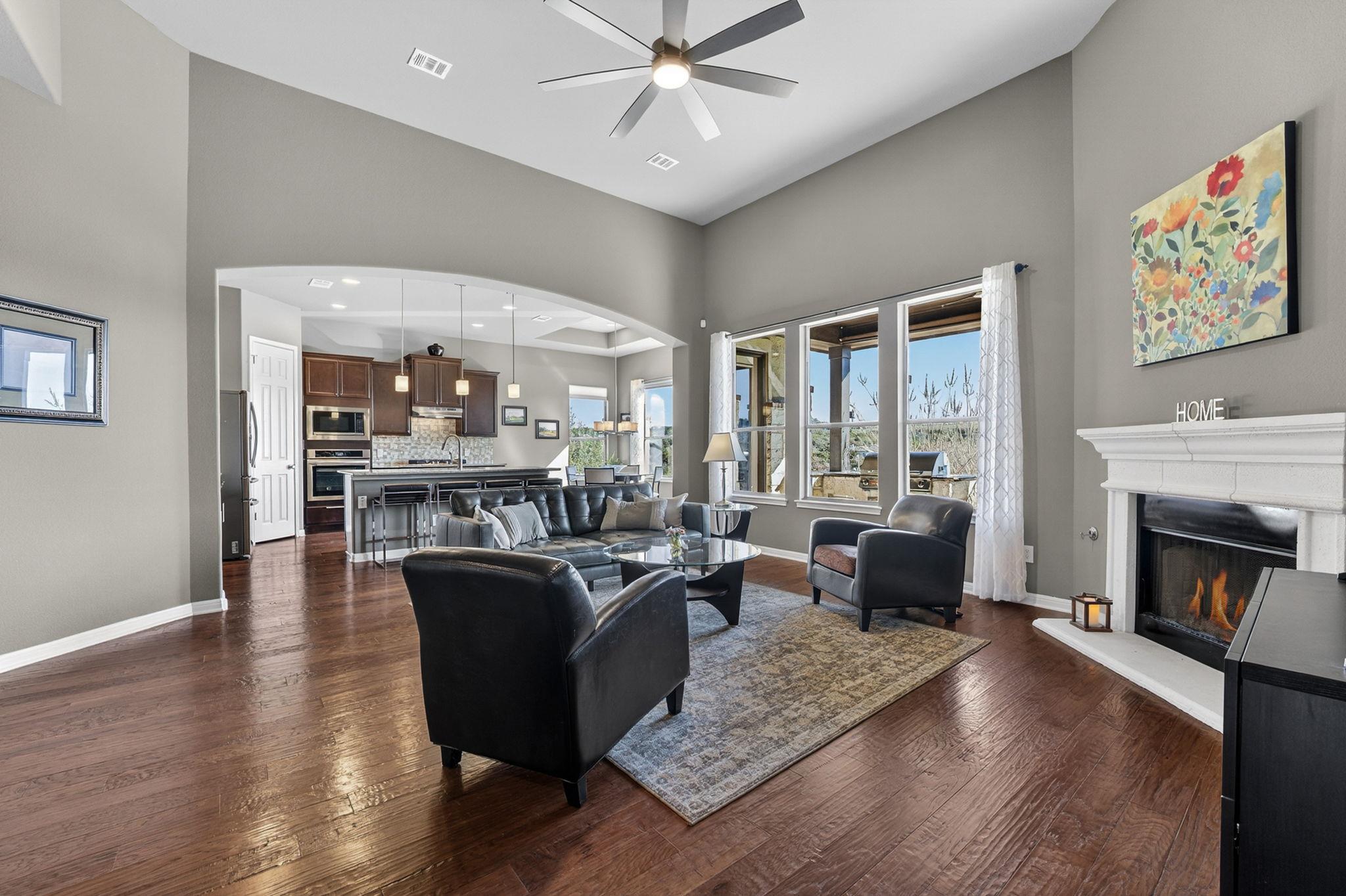 5133 Texas Bluebell Dr, Spicewood, TX 78669