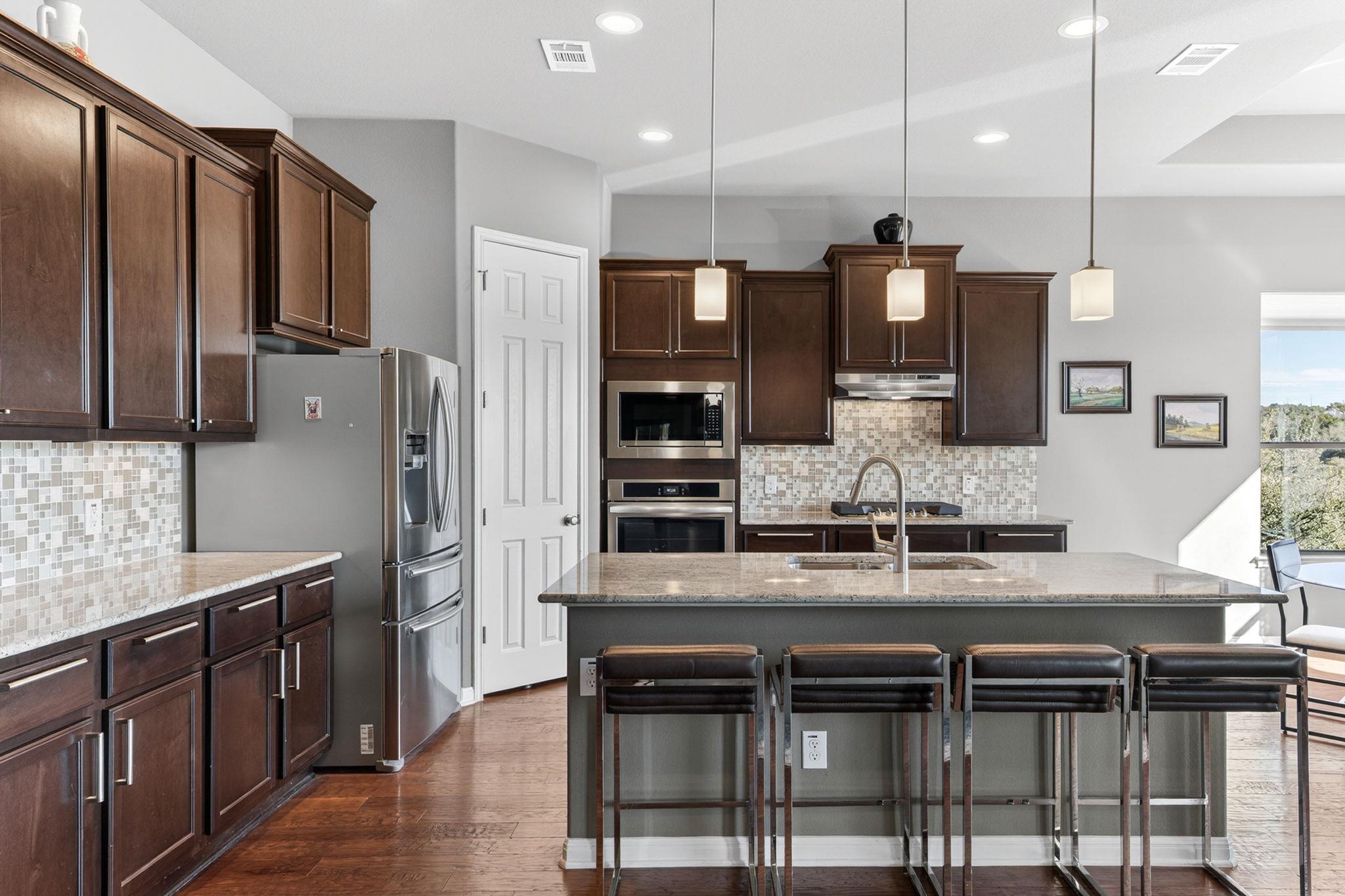 5133 Texas Bluebell Dr, Spicewood, TX 78669