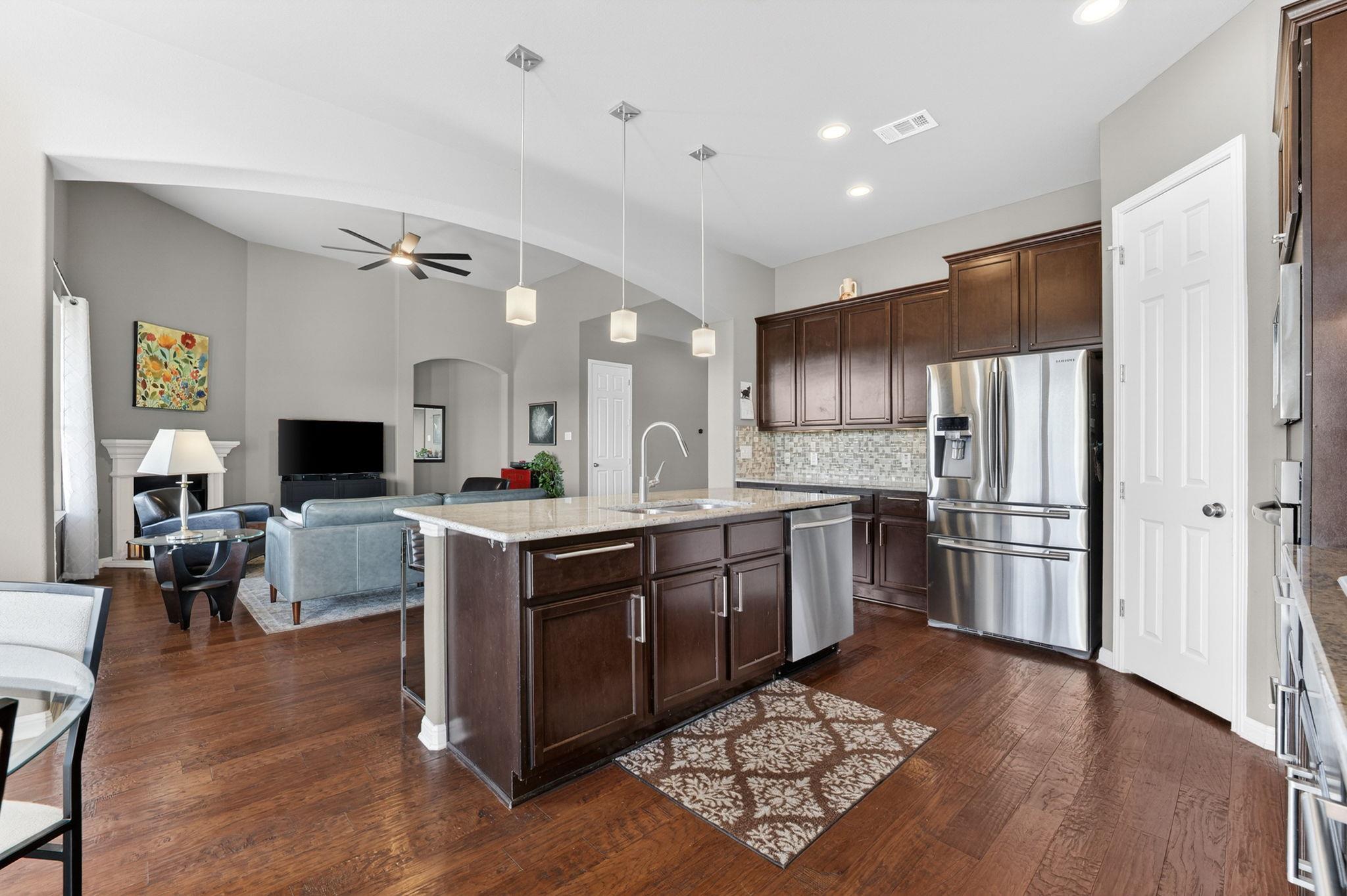 5133 Texas Bluebell Dr, Spicewood, TX 78669