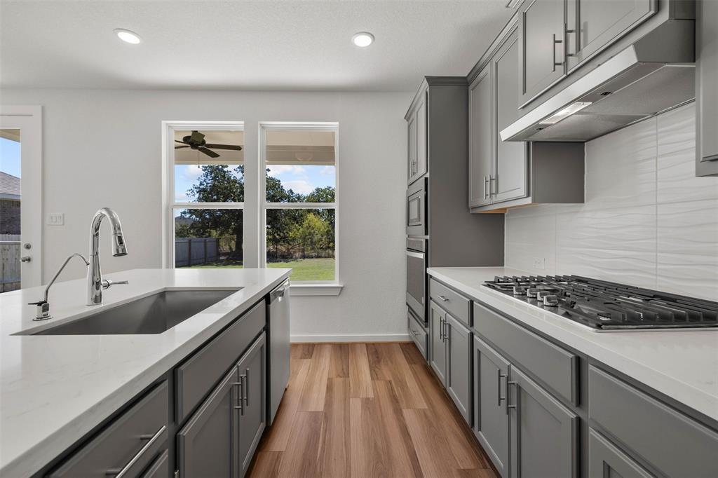 176 Alicante Ln, Liberty Hill, TX 78642