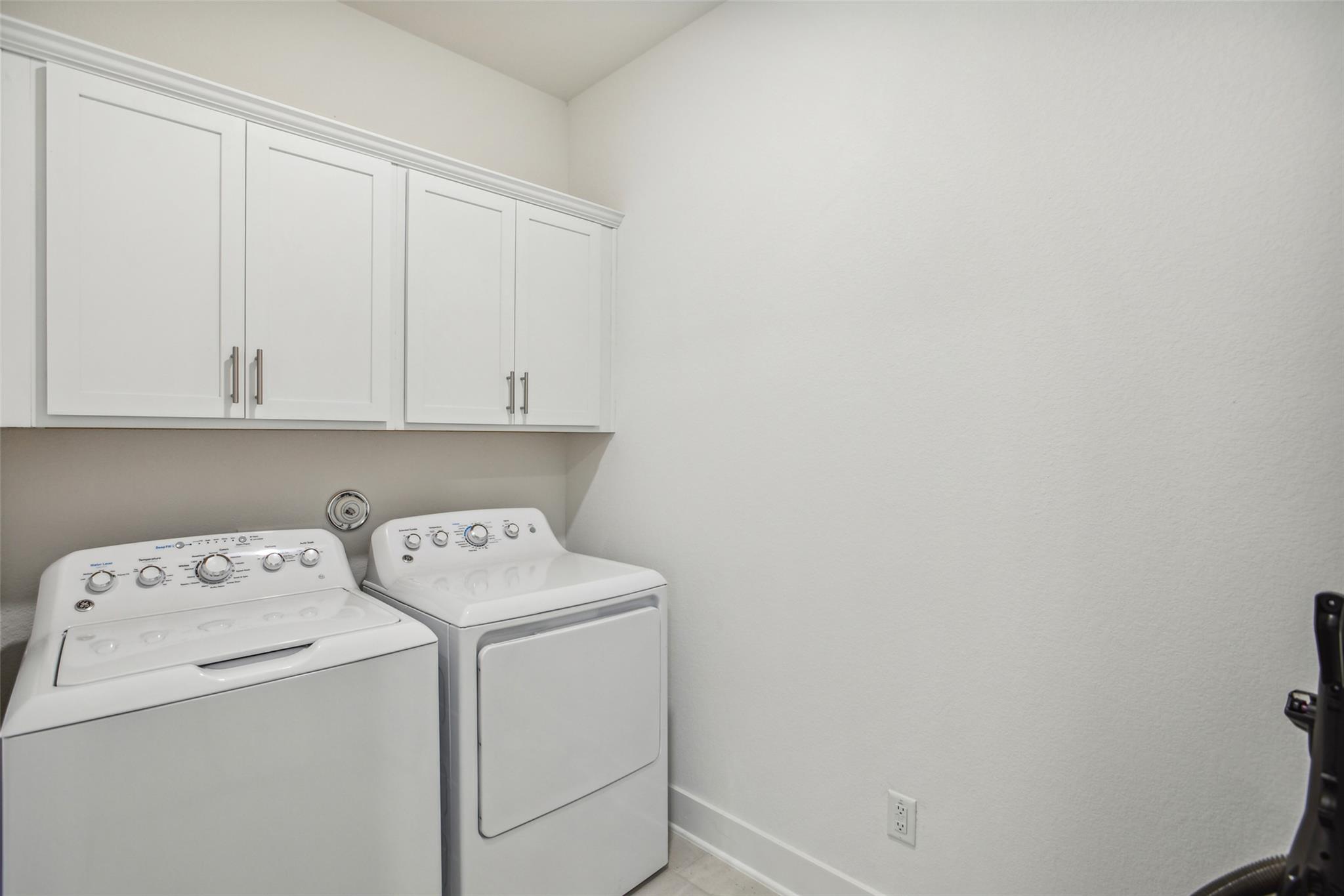 1409 Pink Granite Blvd, Dripping Springs, TX 78620