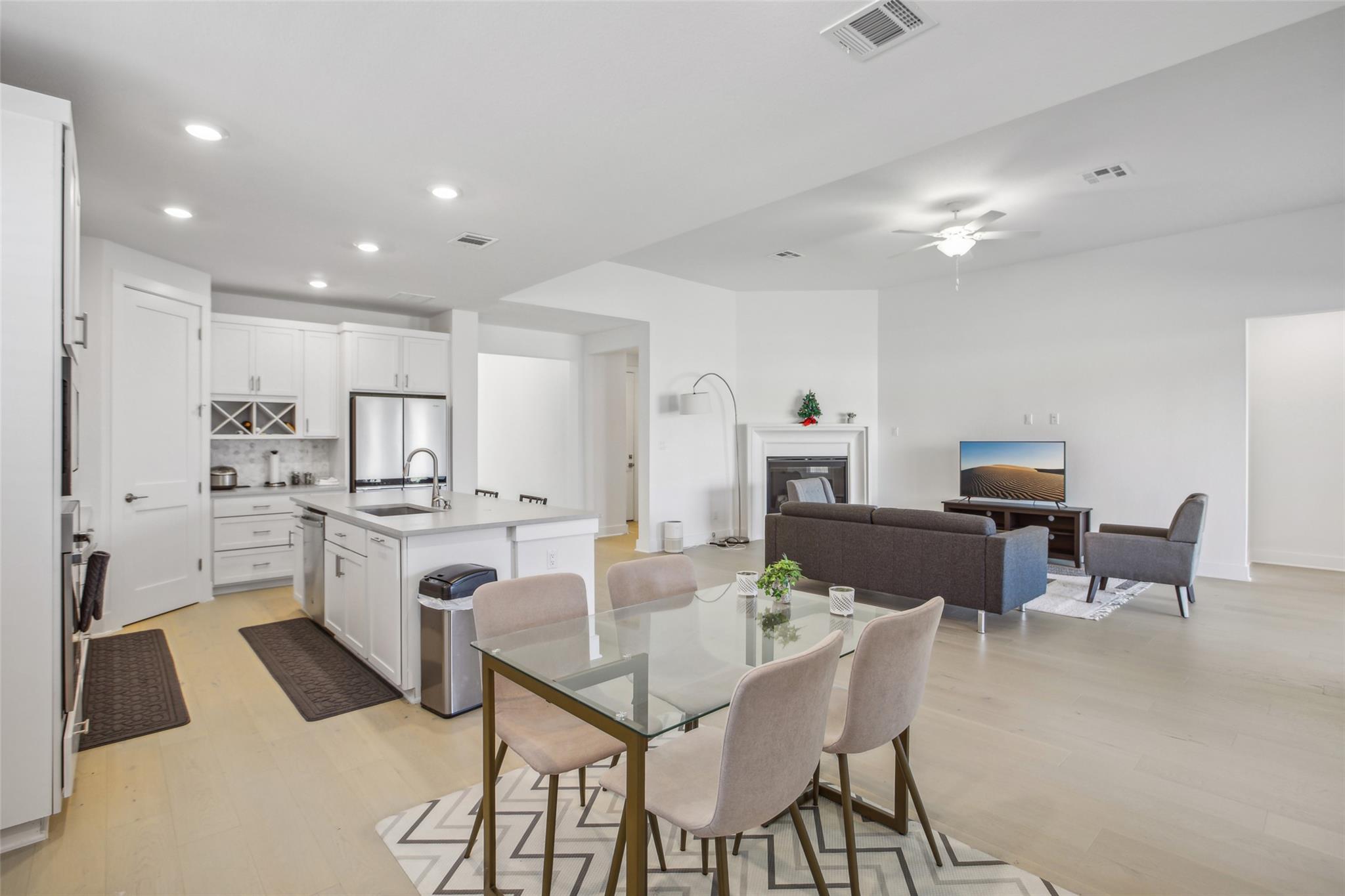 1409 Pink Granite Blvd, Dripping Springs, TX 78620