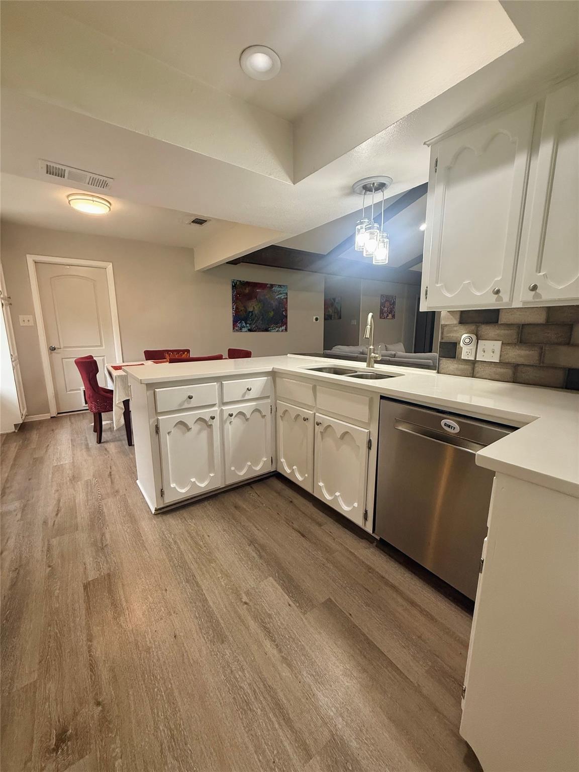 9511 Meadowheath Dr, Austin, TX 78729