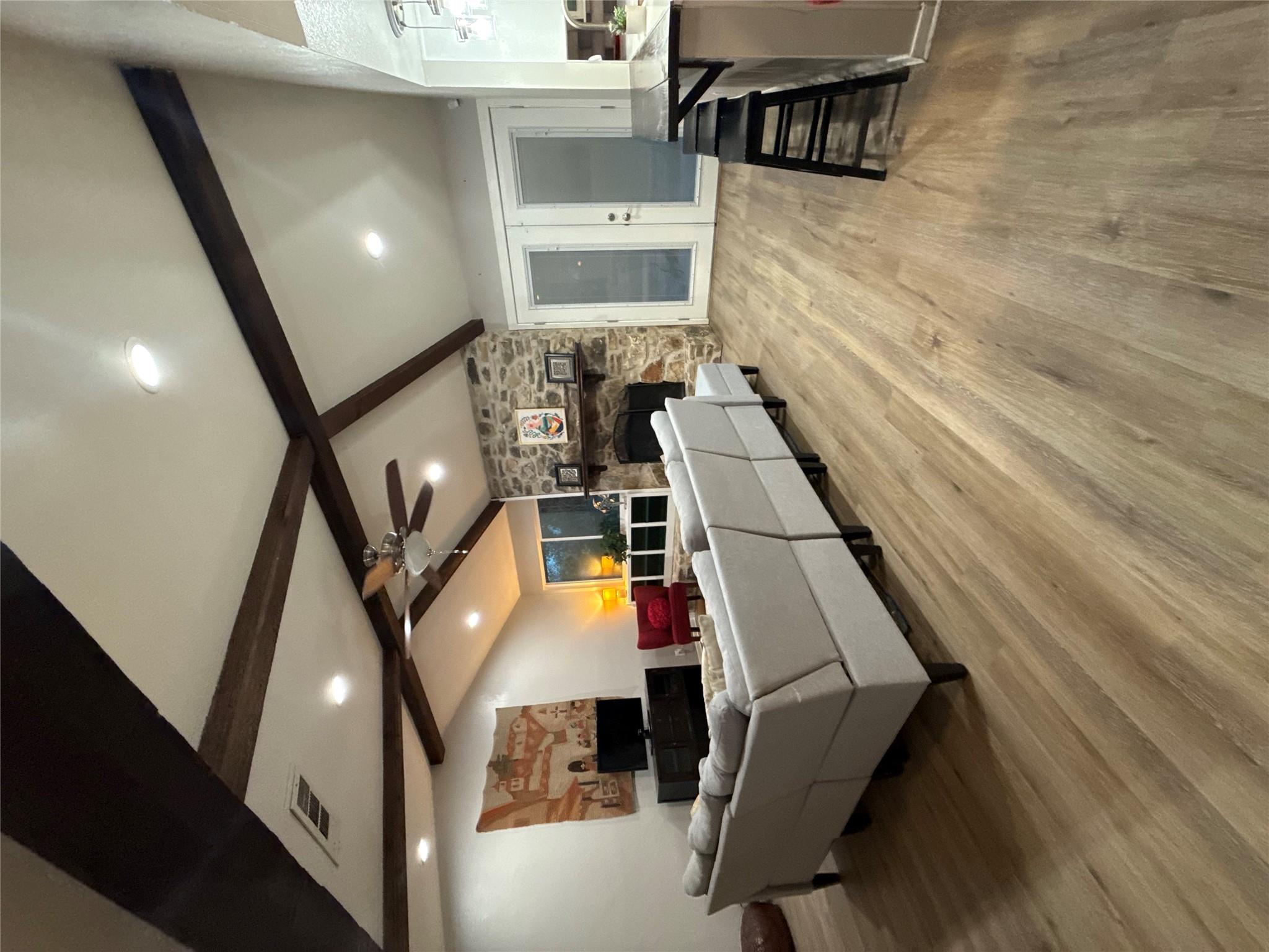 9511 Meadowheath Dr, Austin, TX 78729