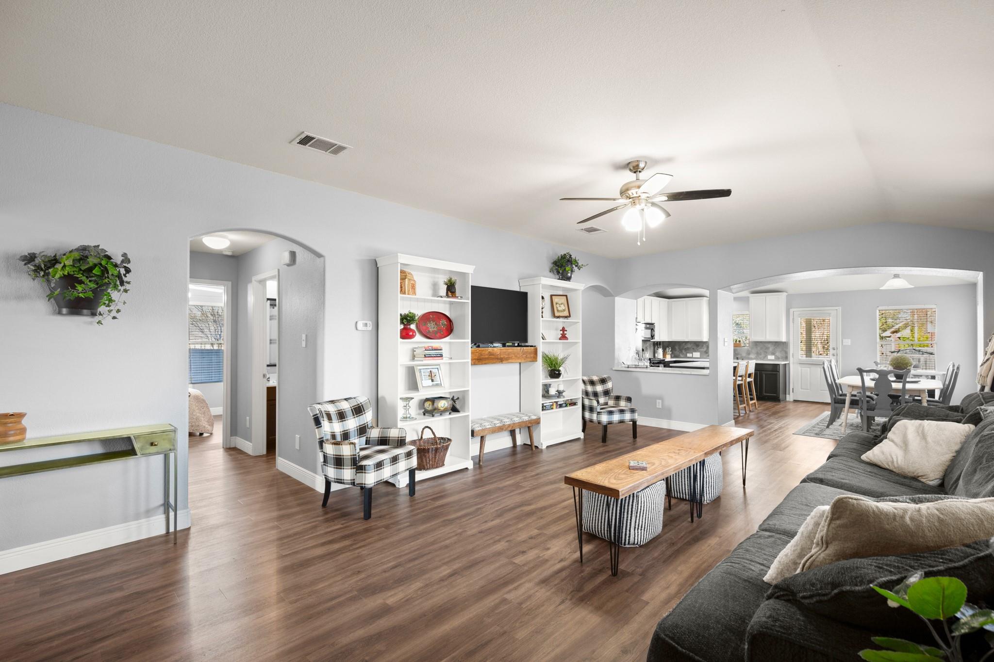 505 Aqua Bell Cv, Leander, TX 78641