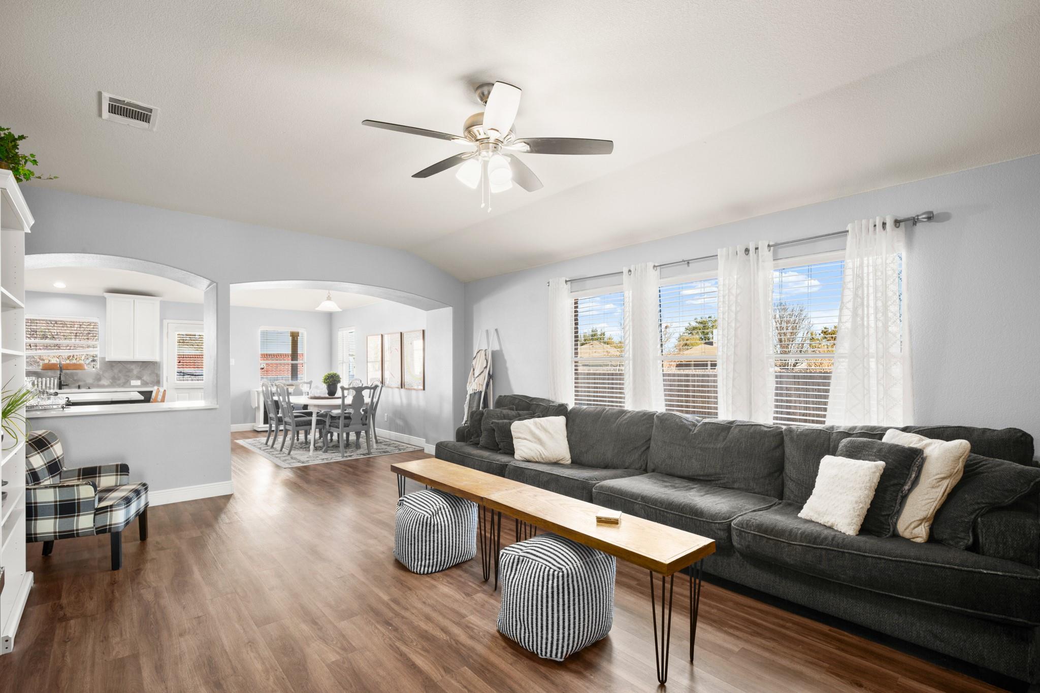 505 Aqua Bell Cv, Leander, TX 78641