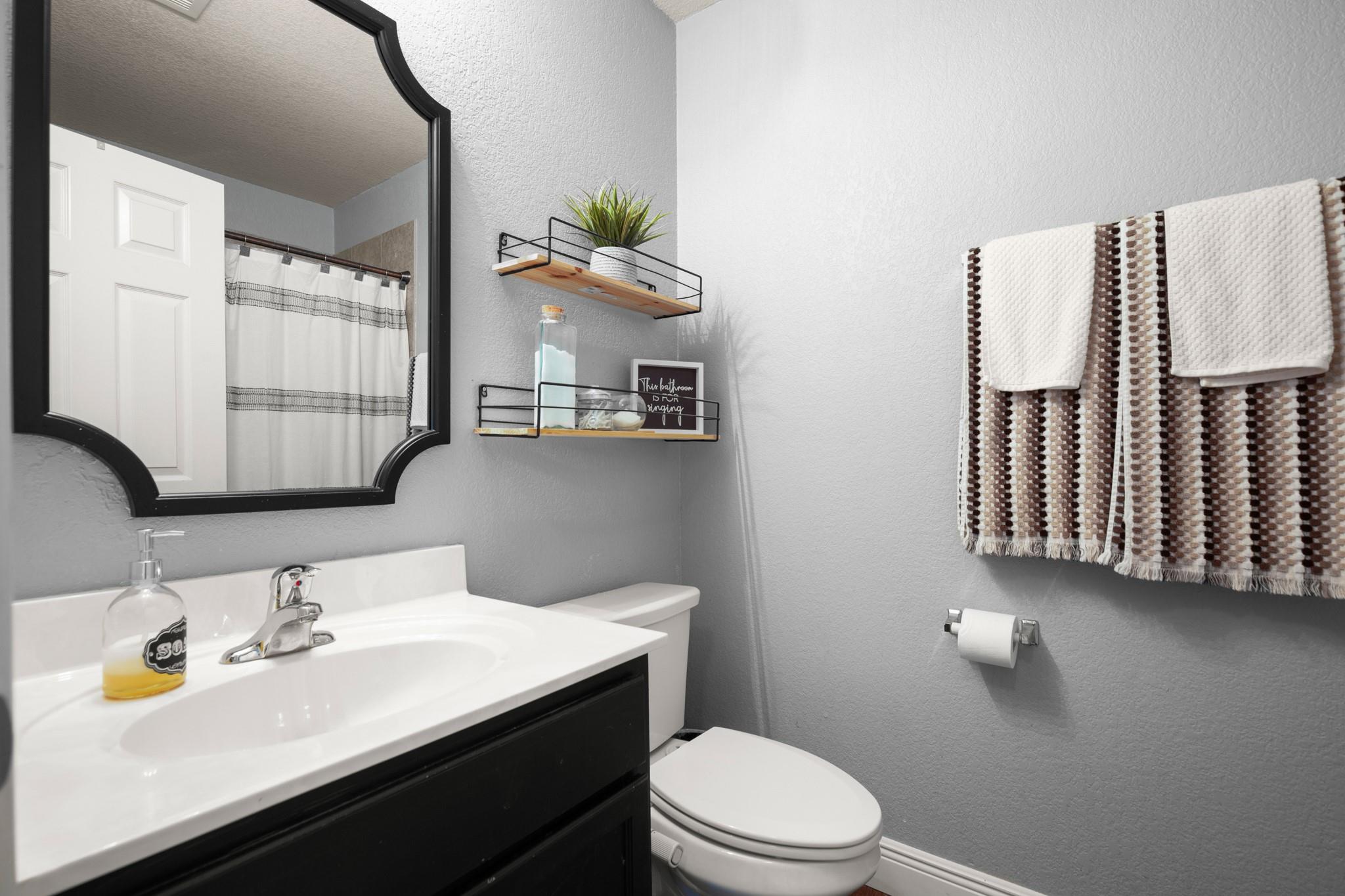 505 Aqua Bell Cv, Leander, TX 78641