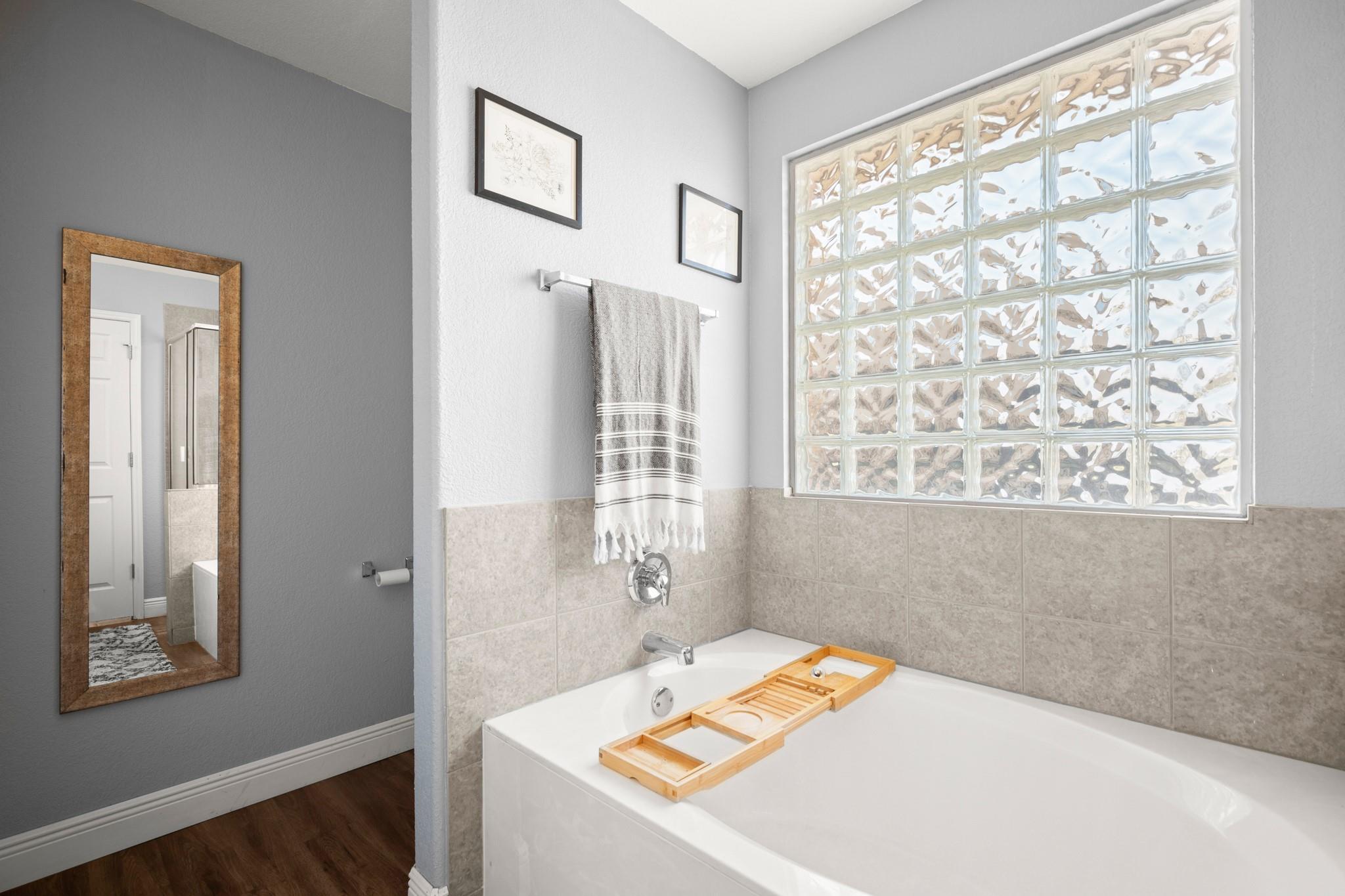 505 Aqua Bell Cv, Leander, TX 78641