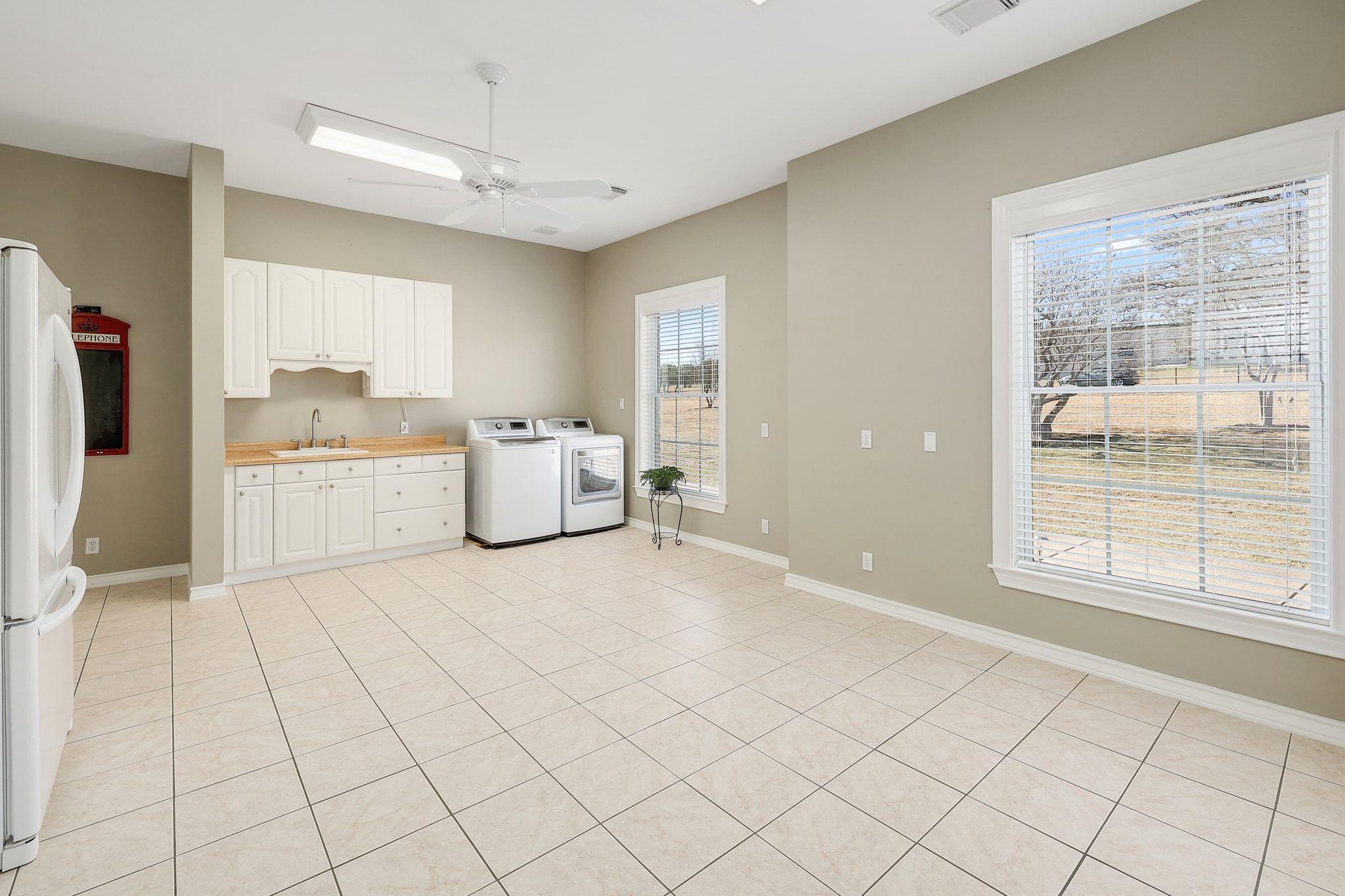 200 High River Ranch Dr, Liberty Hill, TX 78642