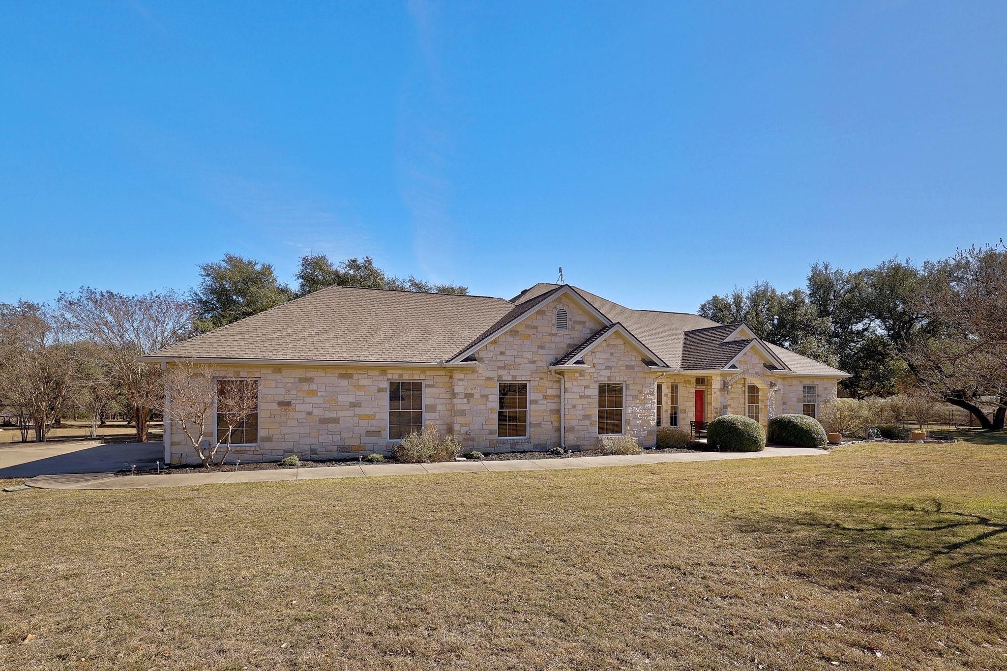 200 High River Ranch Dr, Liberty Hill, TX 78642