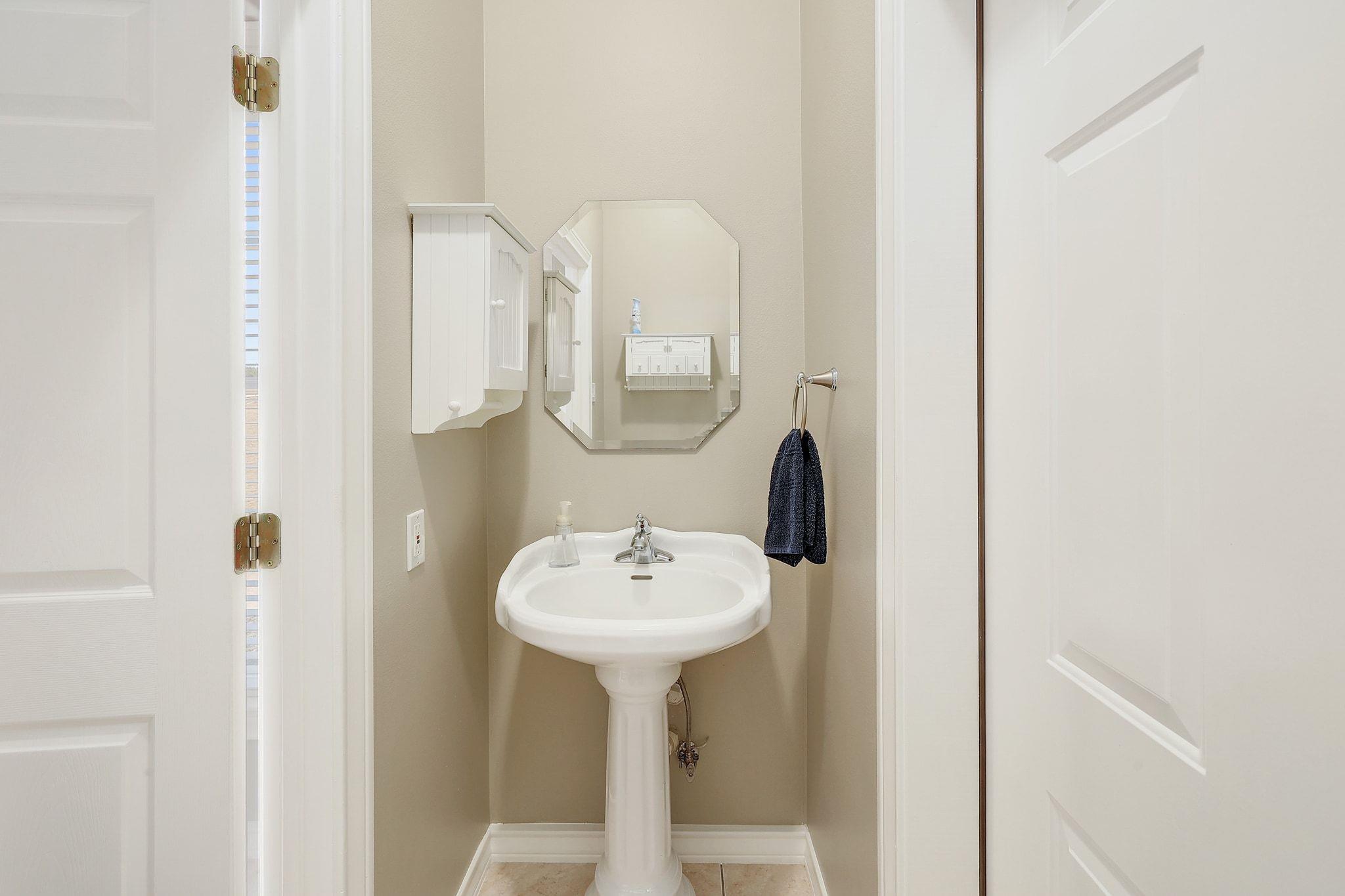 200 High River Ranch Dr, Liberty Hill, TX 78642