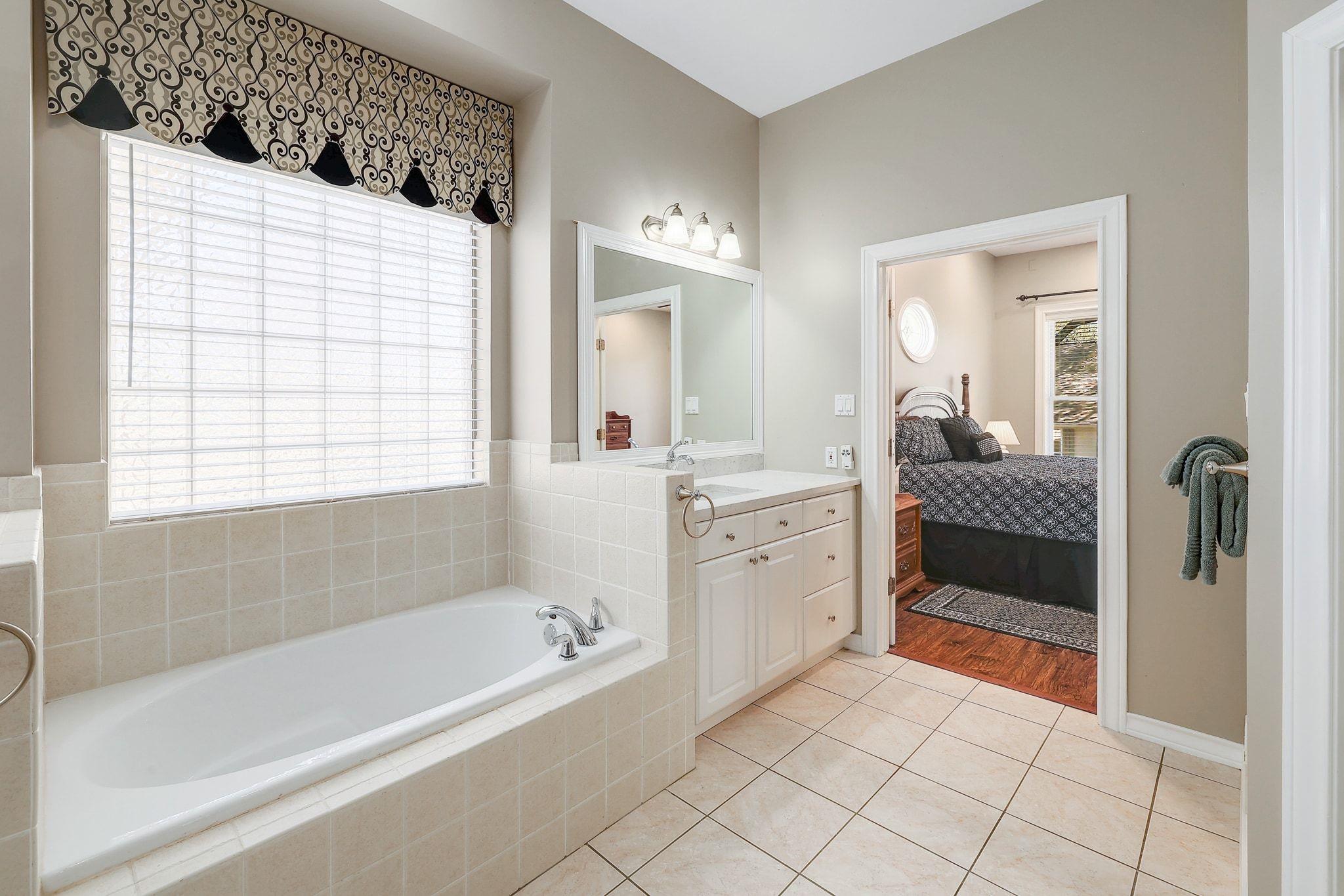 200 High River Ranch Dr, Liberty Hill, TX 78642