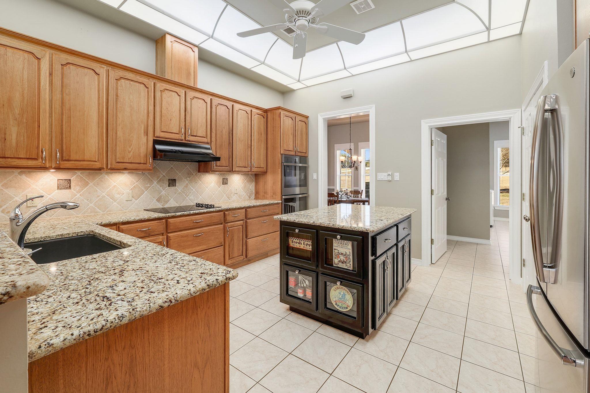 200 High River Ranch Dr, Liberty Hill, TX 78642