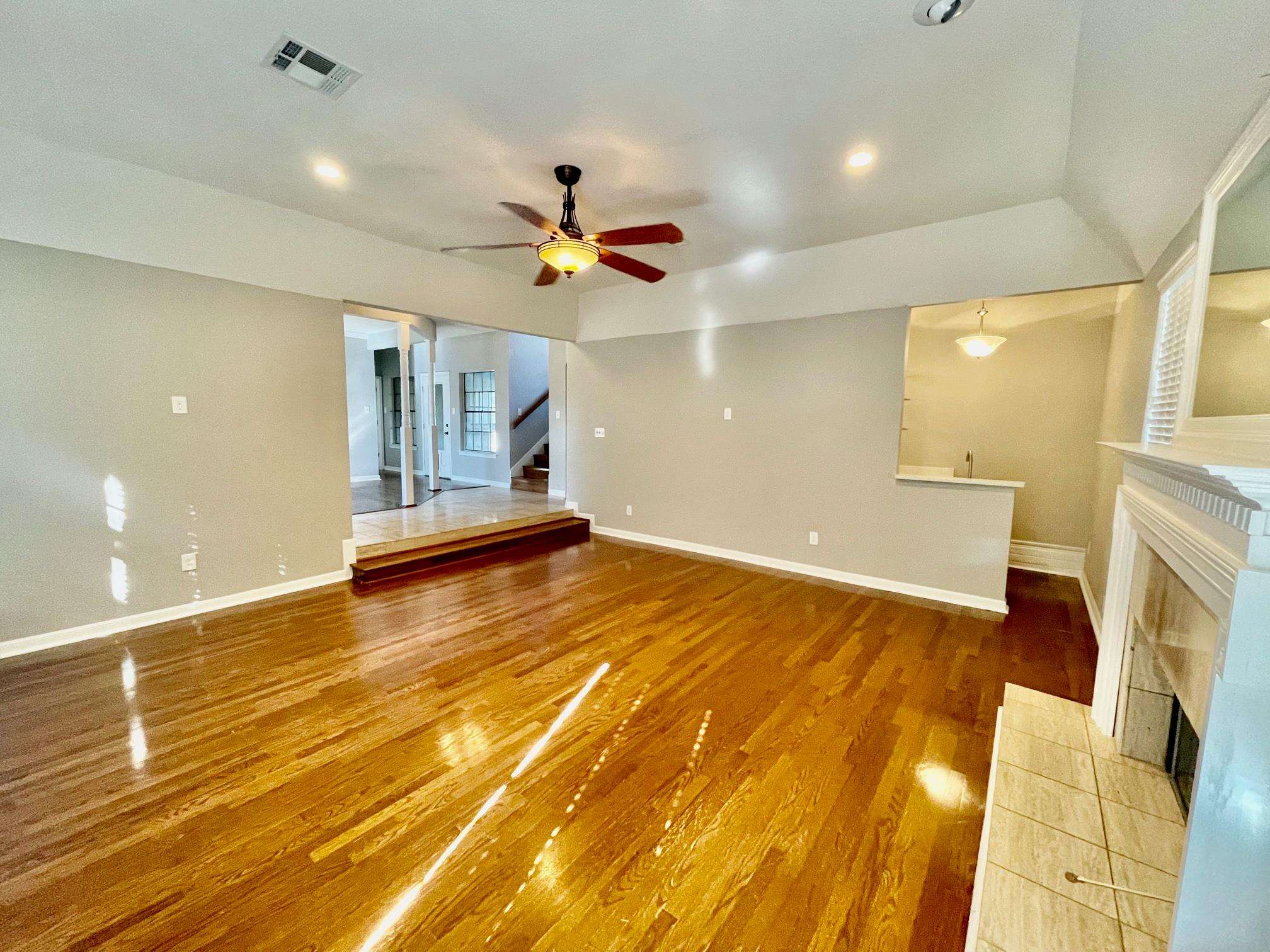 6208 Lost Horizon Dr, Austin, TX 78759