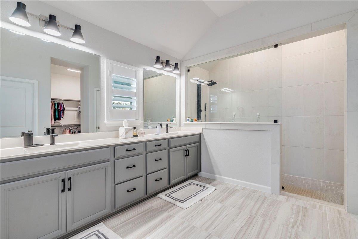 200 Christi Ct, Kyle, TX 78640