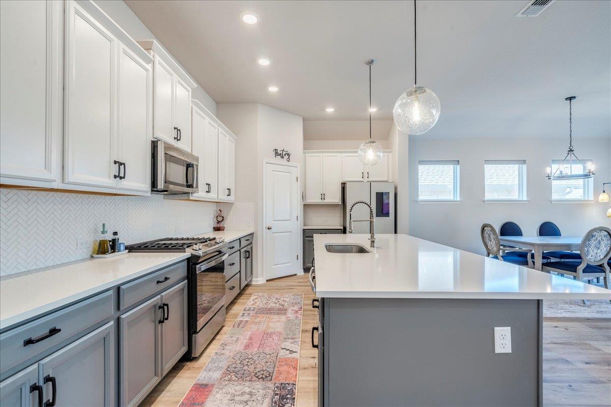 200 Christi Ct, Kyle, TX 78640