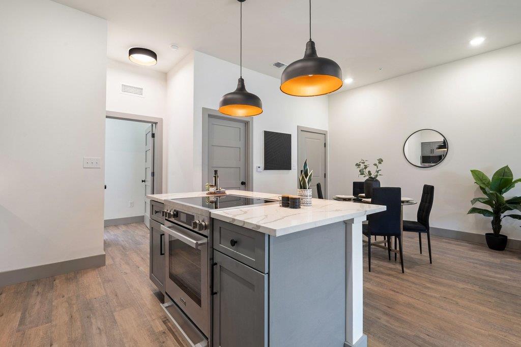 2450 Wickersham Ln # 2012, Austin, TX 78741