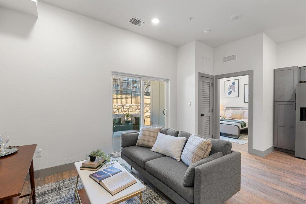 2450 Wickersham Ln # 2012, Austin, TX 78741