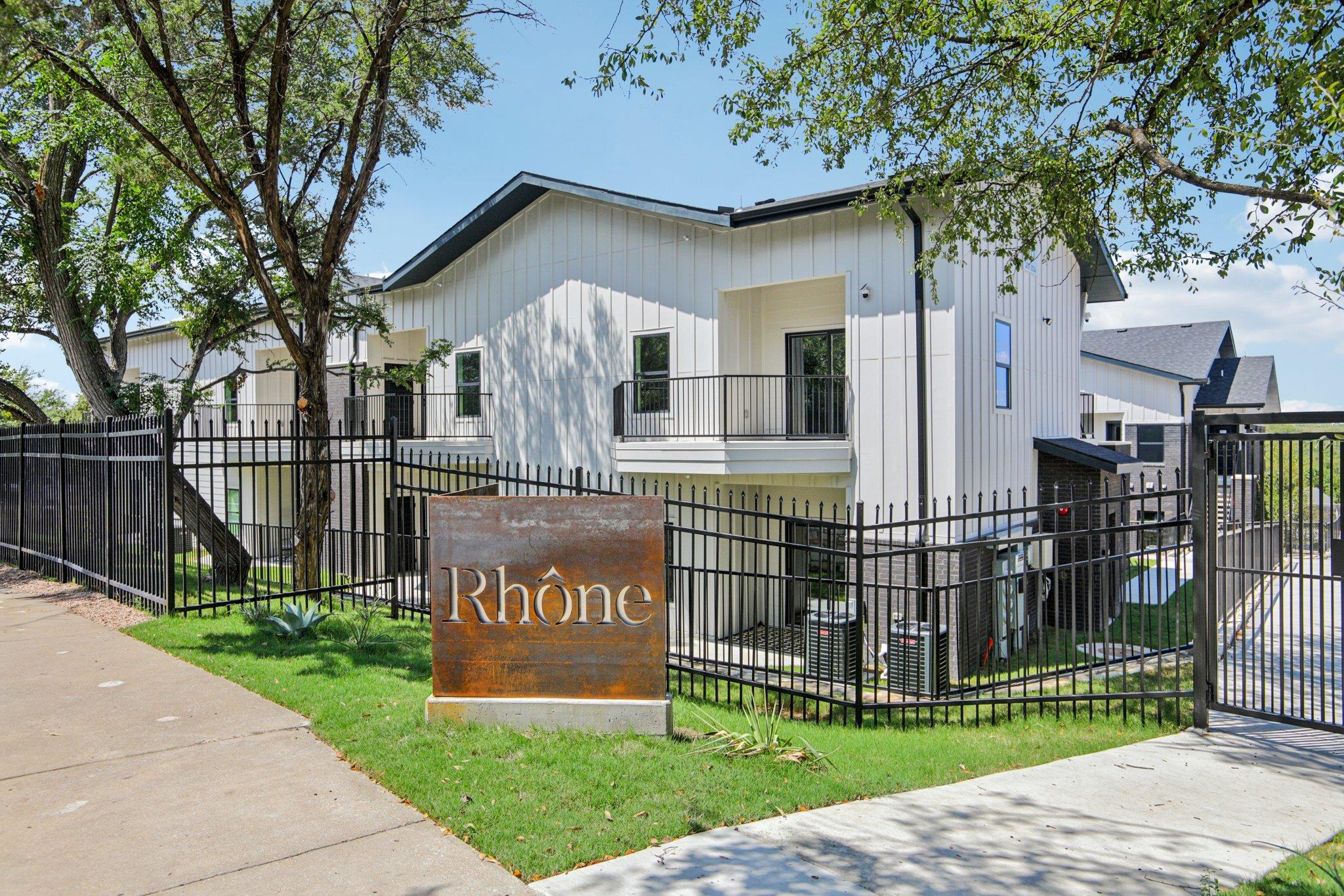 2450 Wickersham Ln # 2012, Austin, TX 78741