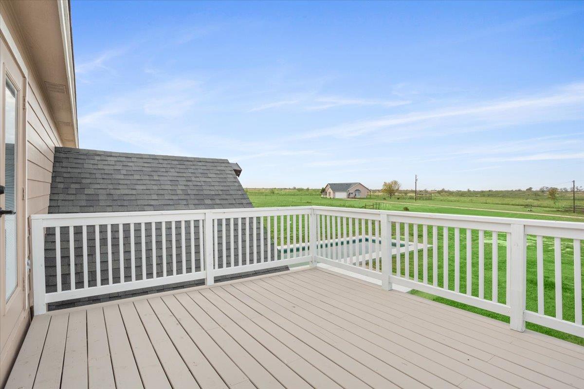 8600 Five Wells Rd, Rogers, TX 76569