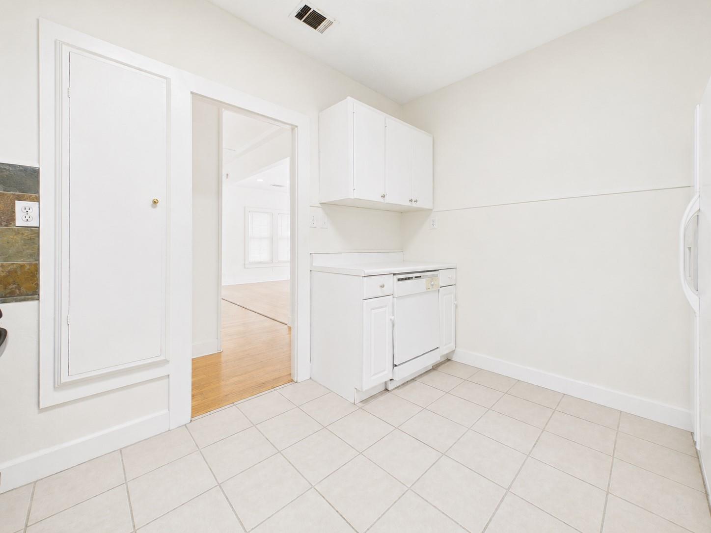 1903 David St # A, Austin, TX 78705