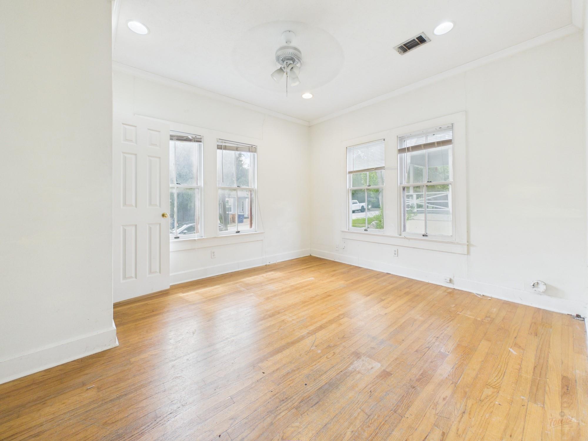 1903 David St # A, Austin, TX 78705