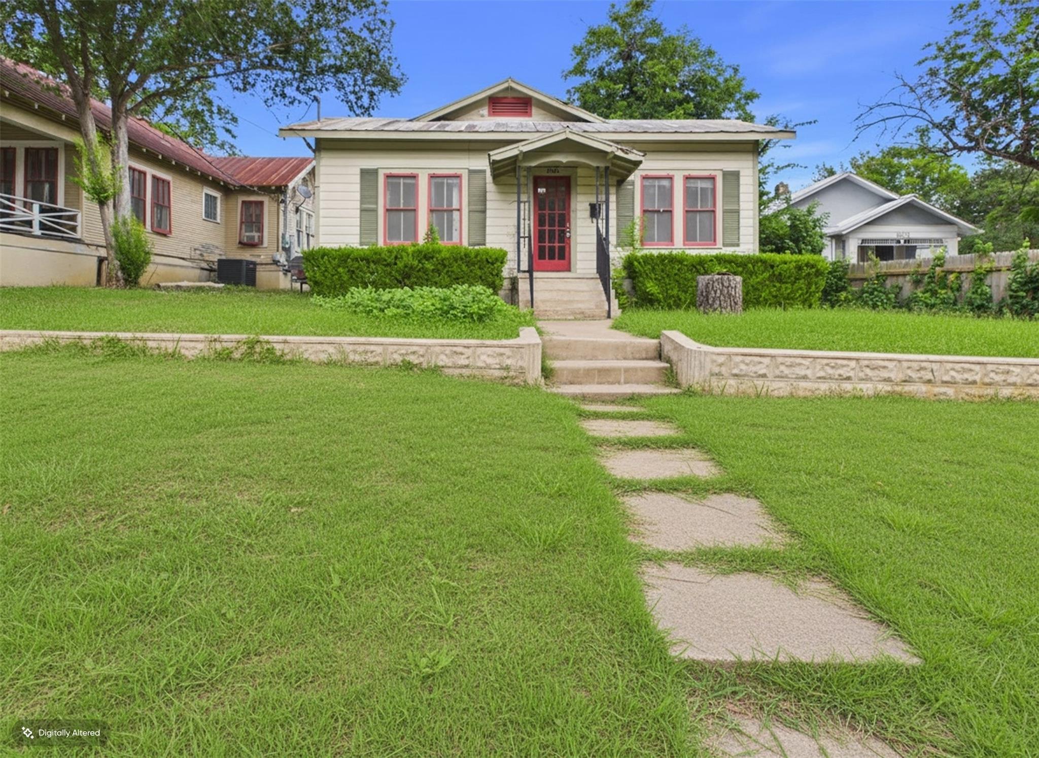 1903 David St # A, Austin, TX 78705