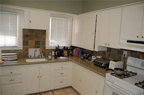 1903 David St # A, Austin, TX 78705