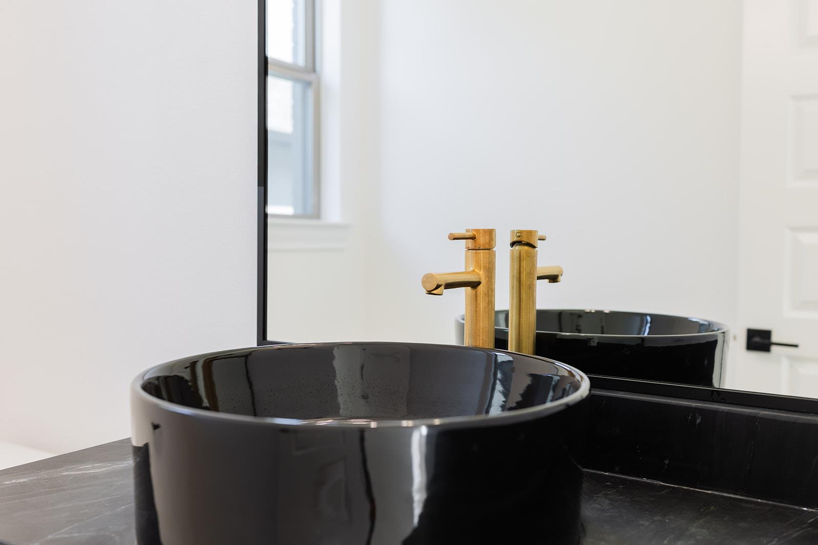 109 Strawberry Ln, Georgetown, TX 78628