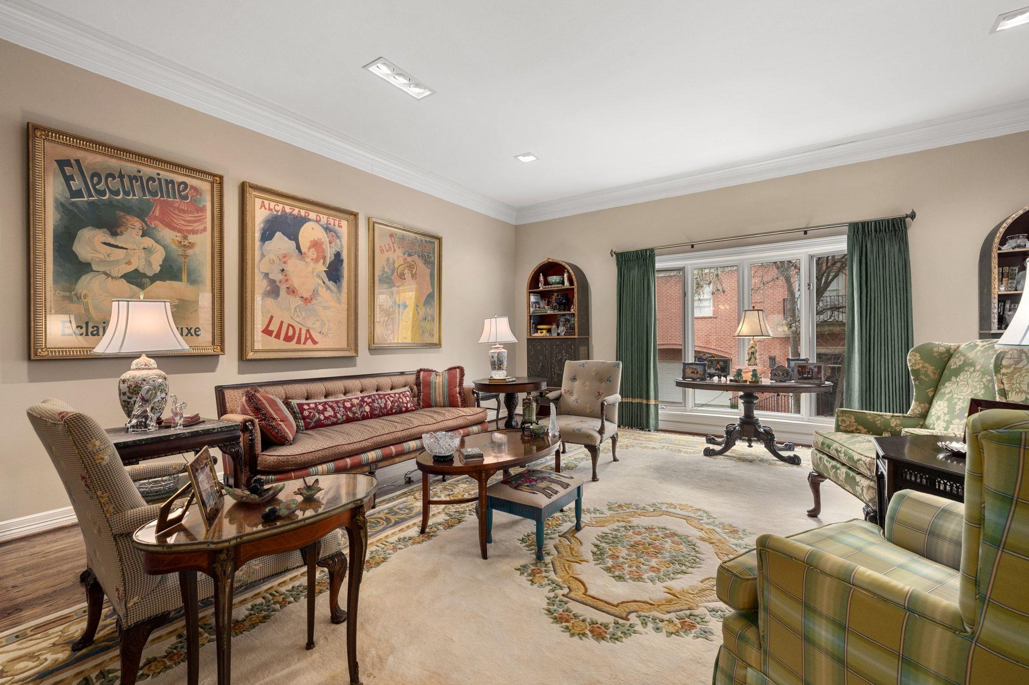 2716 Hillview Green Ln, Austin, TX 78703