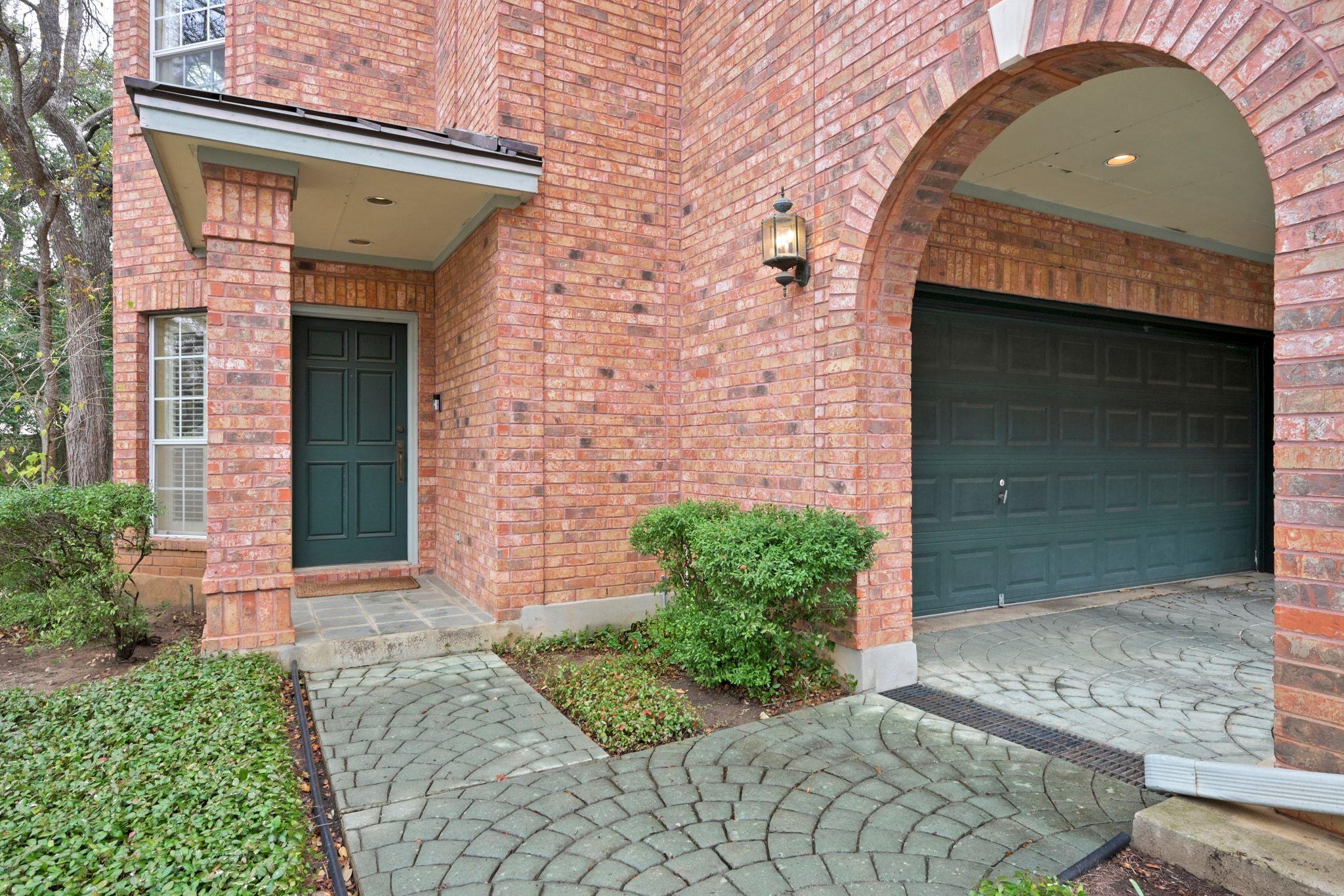 2716 Hillview Green Ln, Austin, TX 78703