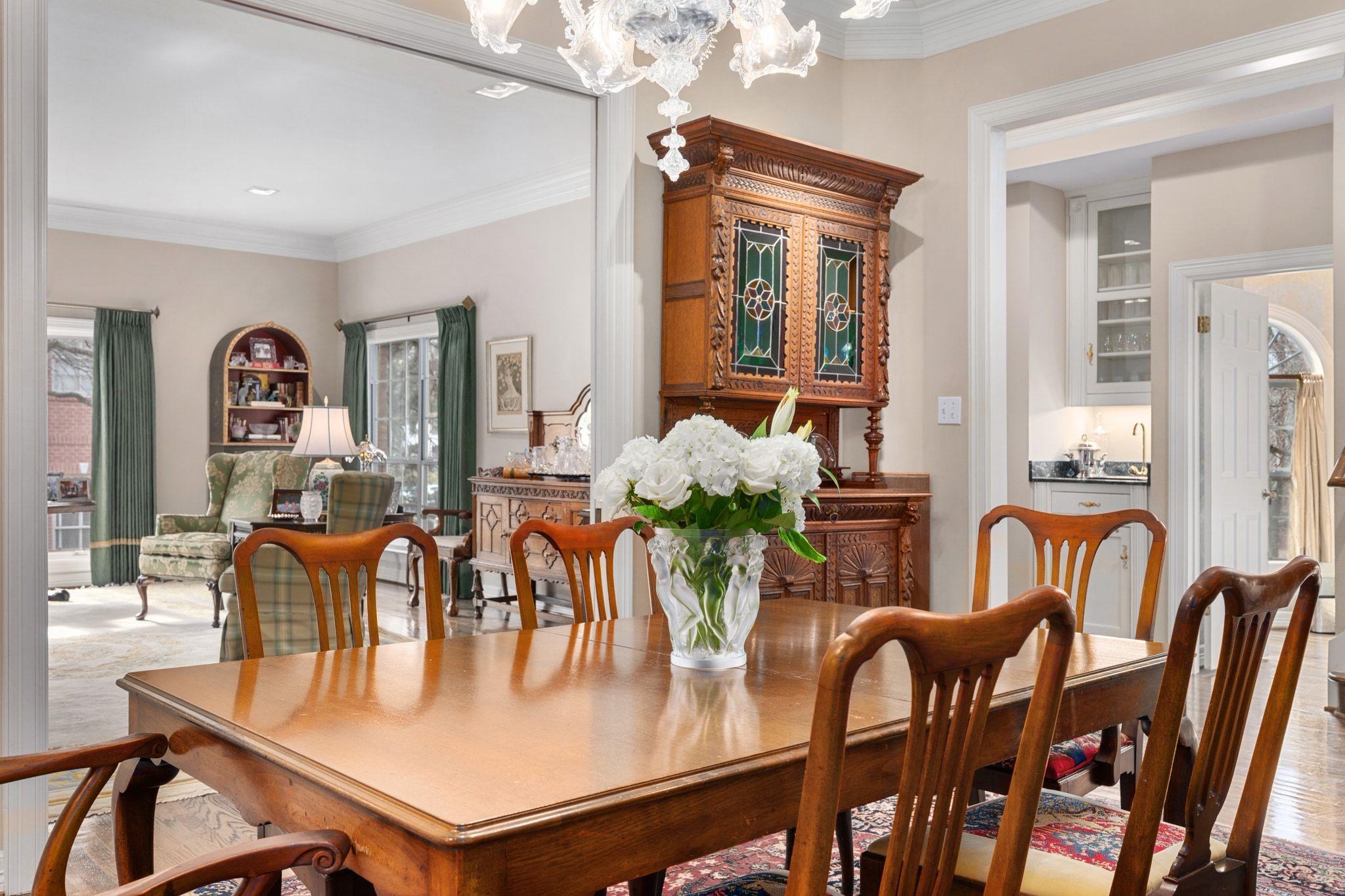 2716 Hillview Green Ln, Austin, TX 78703