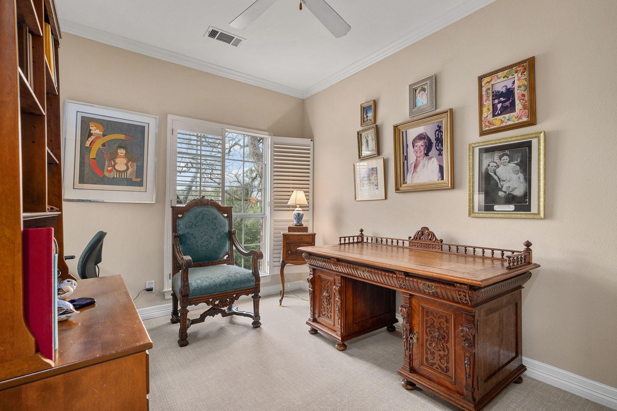 2716 Hillview Green Ln, Austin, TX 78703