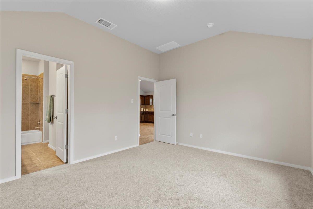 123 Saranac Dr, Elgin, TX 78621