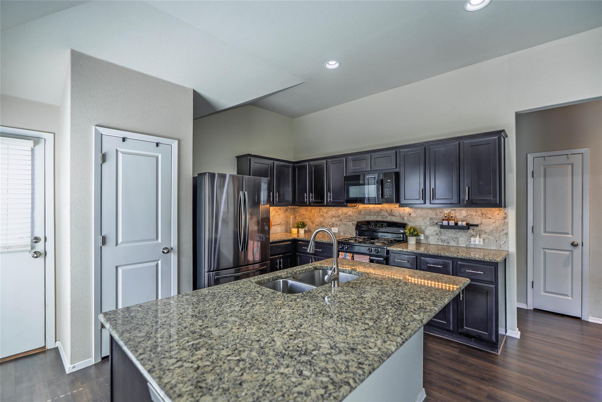 7968 Castelardo Pl # 38, Round Rock, TX 78665