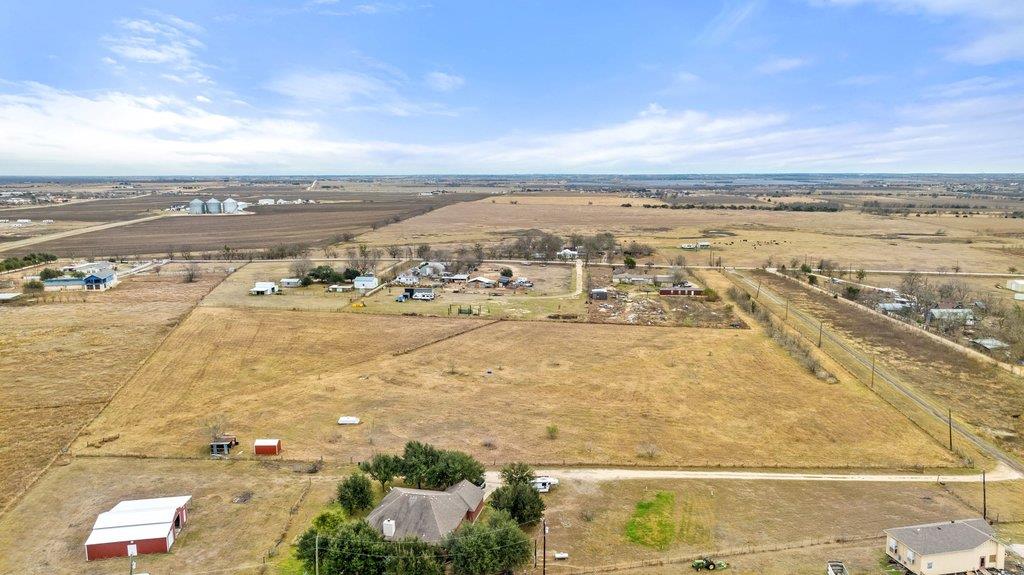 20646 Cameron Rd, Coupland, TX 78615