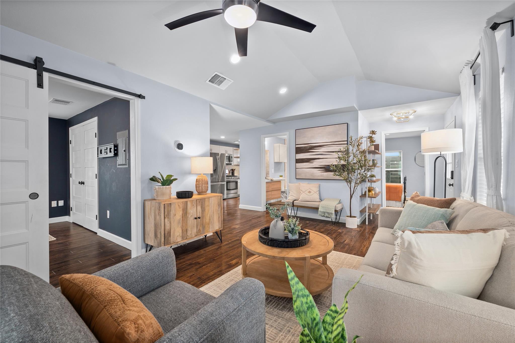 1191 Chicon St, Austin, TX 78702