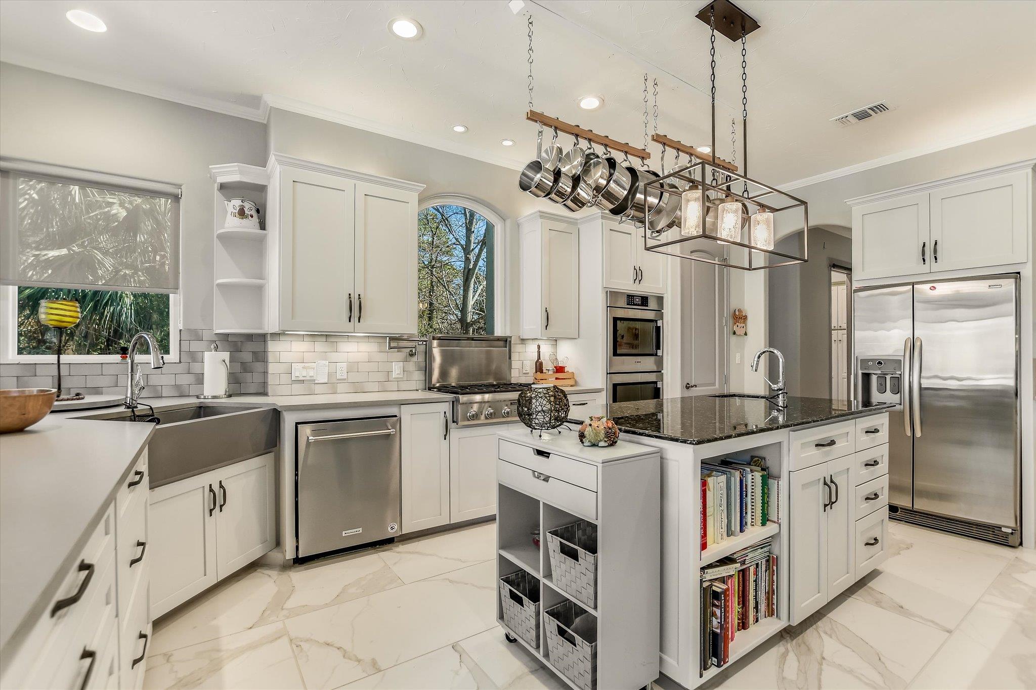 110 Pine Ct, Bastrop, TX 78602