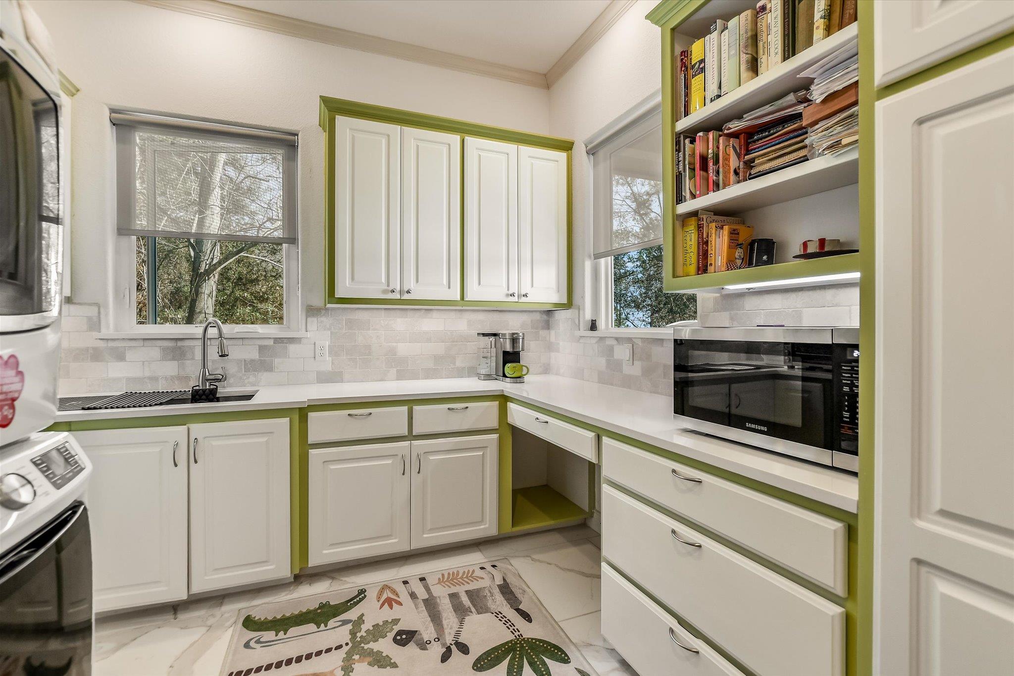 110 Pine Ct, Bastrop, TX 78602