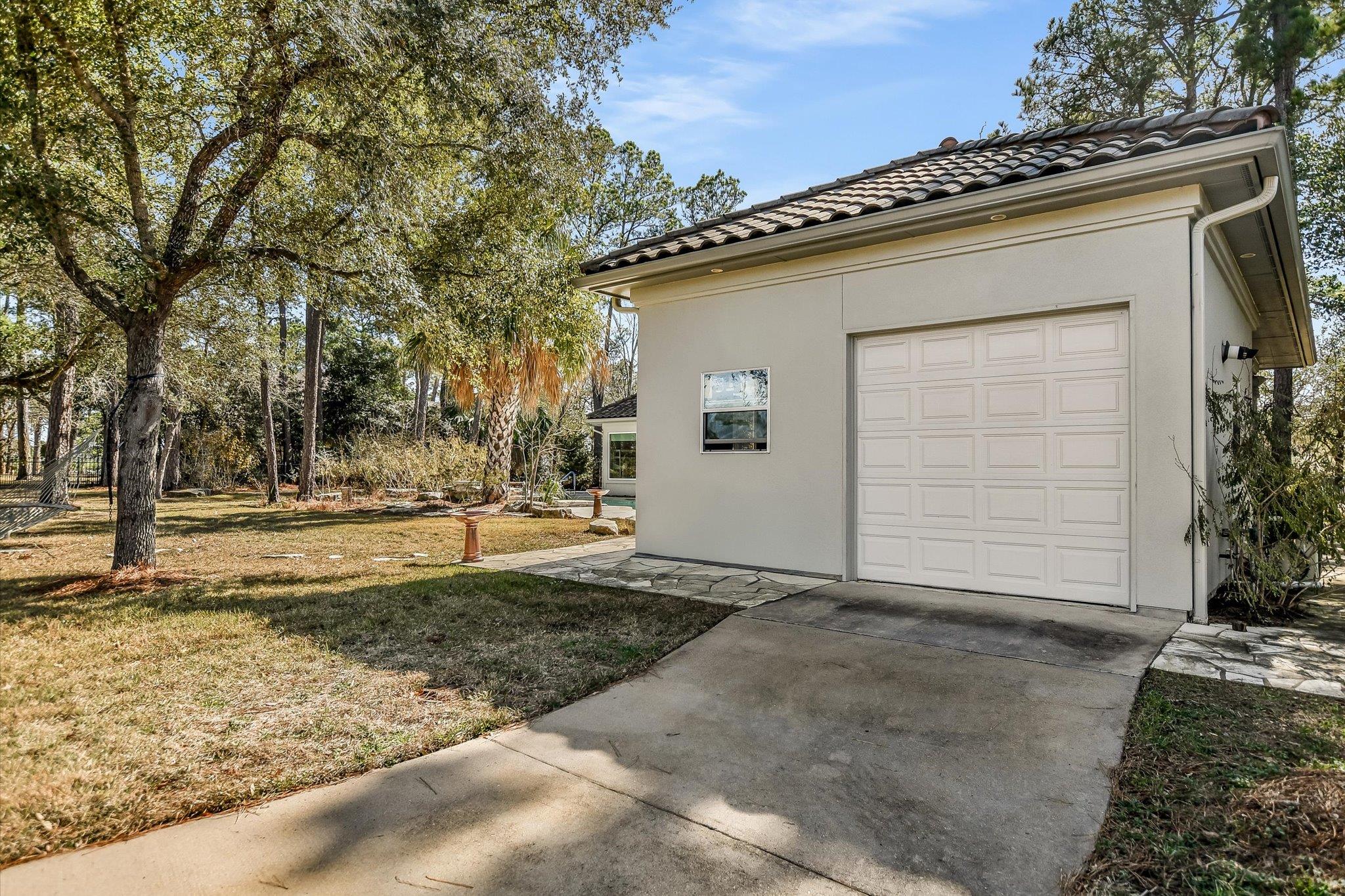 110 Pine Ct, Bastrop, TX 78602