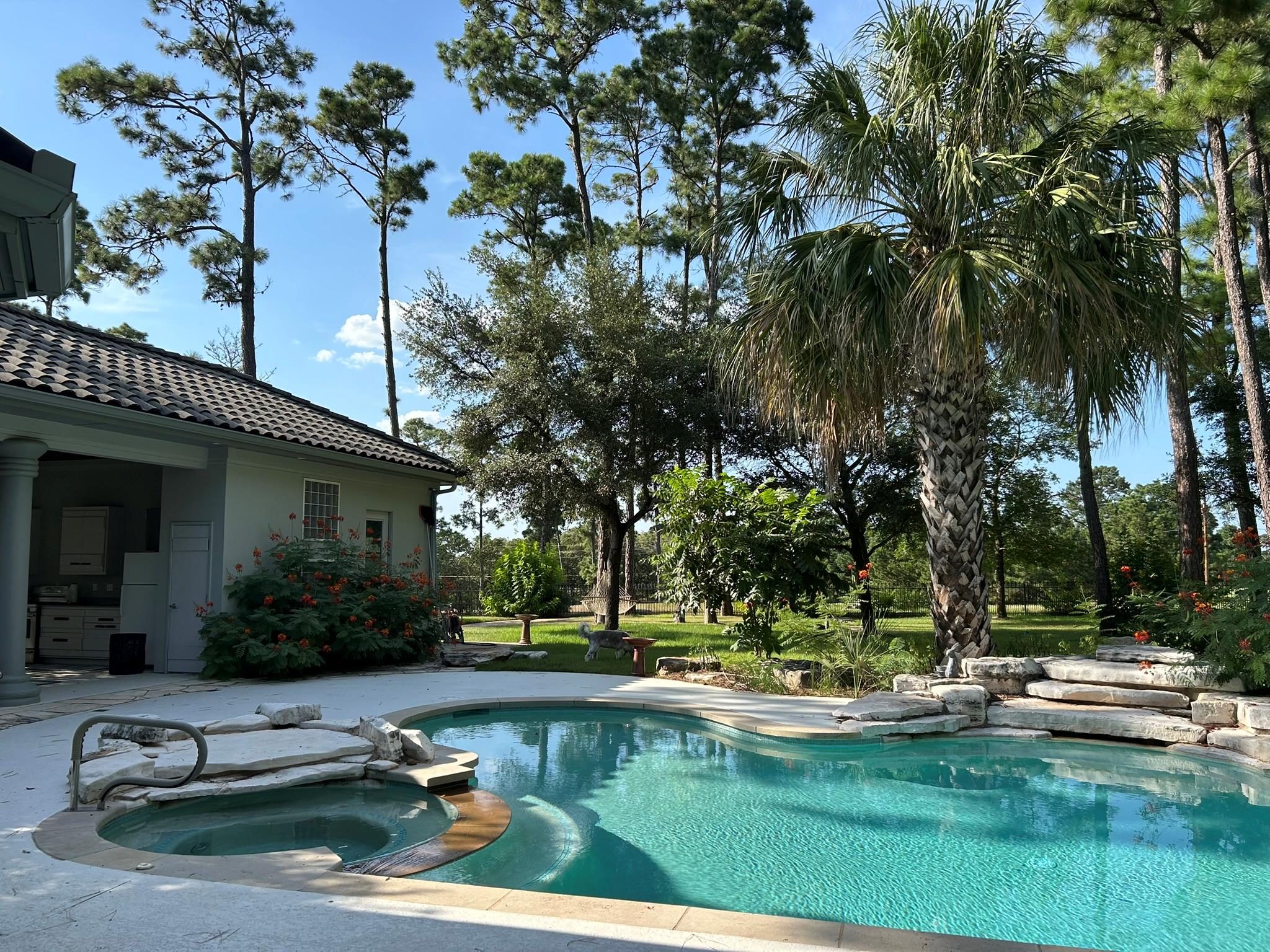 110 Pine Ct, Bastrop, TX 78602