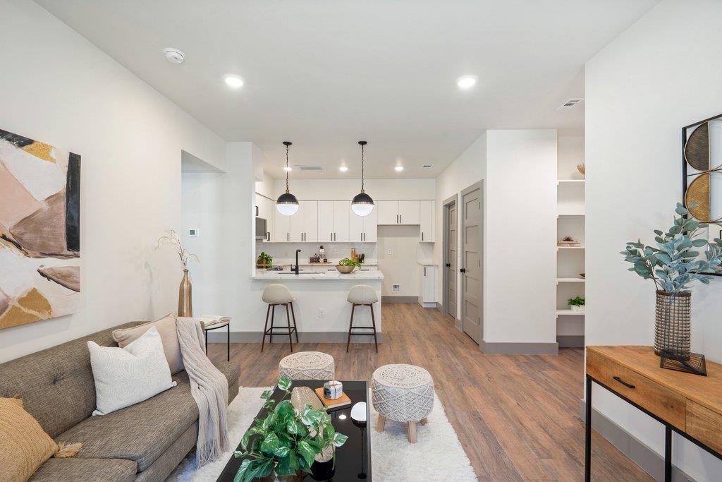 2450 Wickersham Ln # 1916, Austin, TX 78741