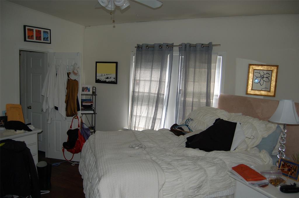 1905 David St # A, Austin, TX 78705