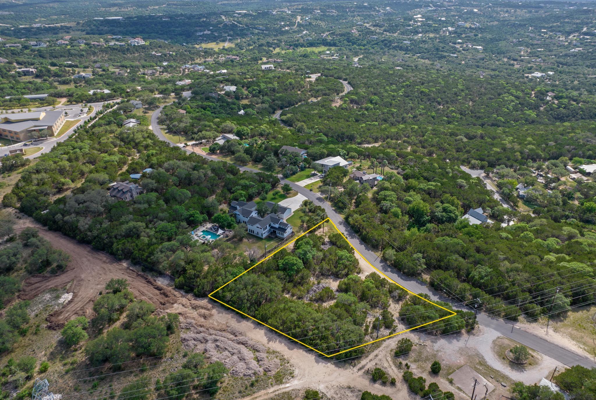 3515 Crosswind Dr, Spicewood, TX 78669